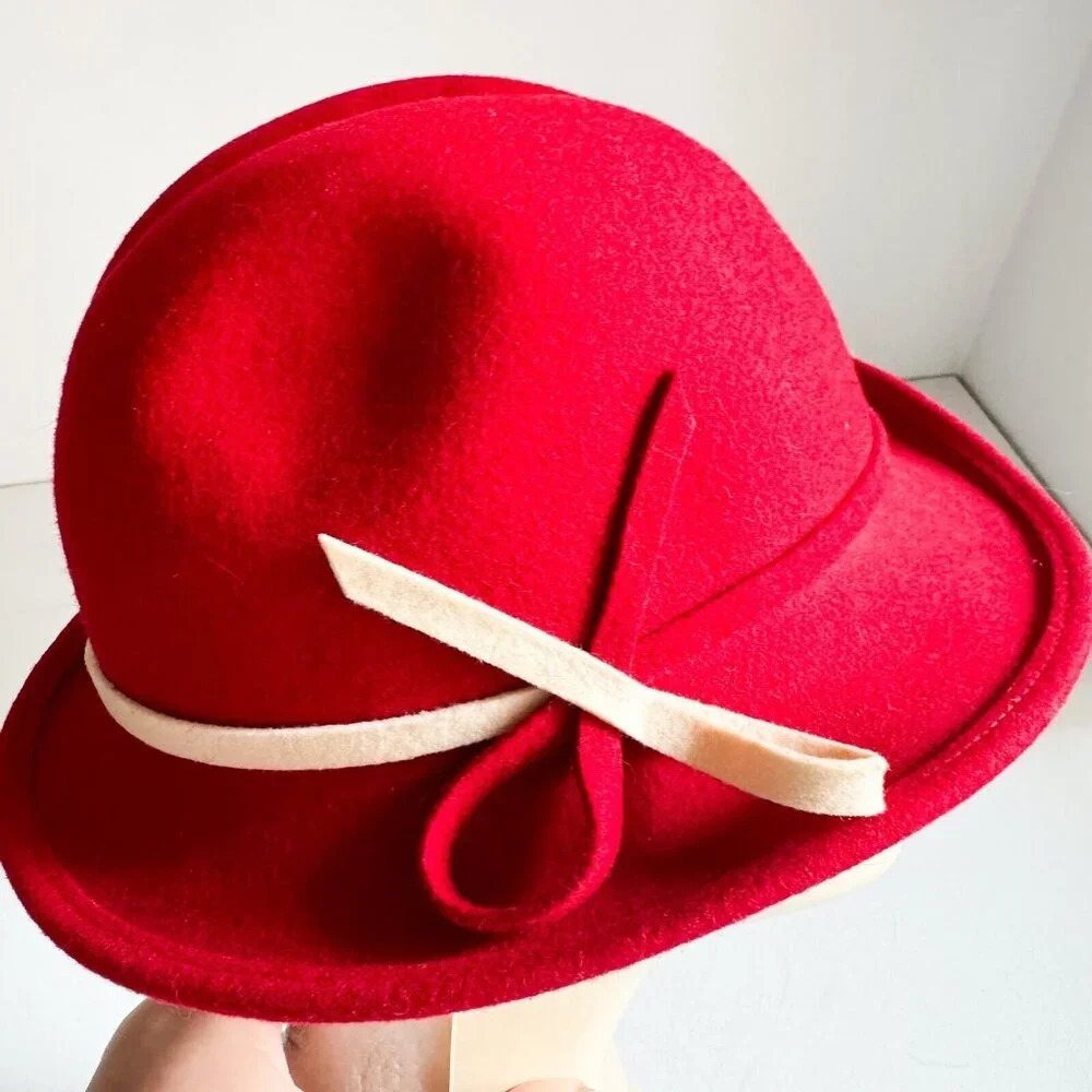 Vintage Lancaster Wool Felt Ladies Red Fedora L